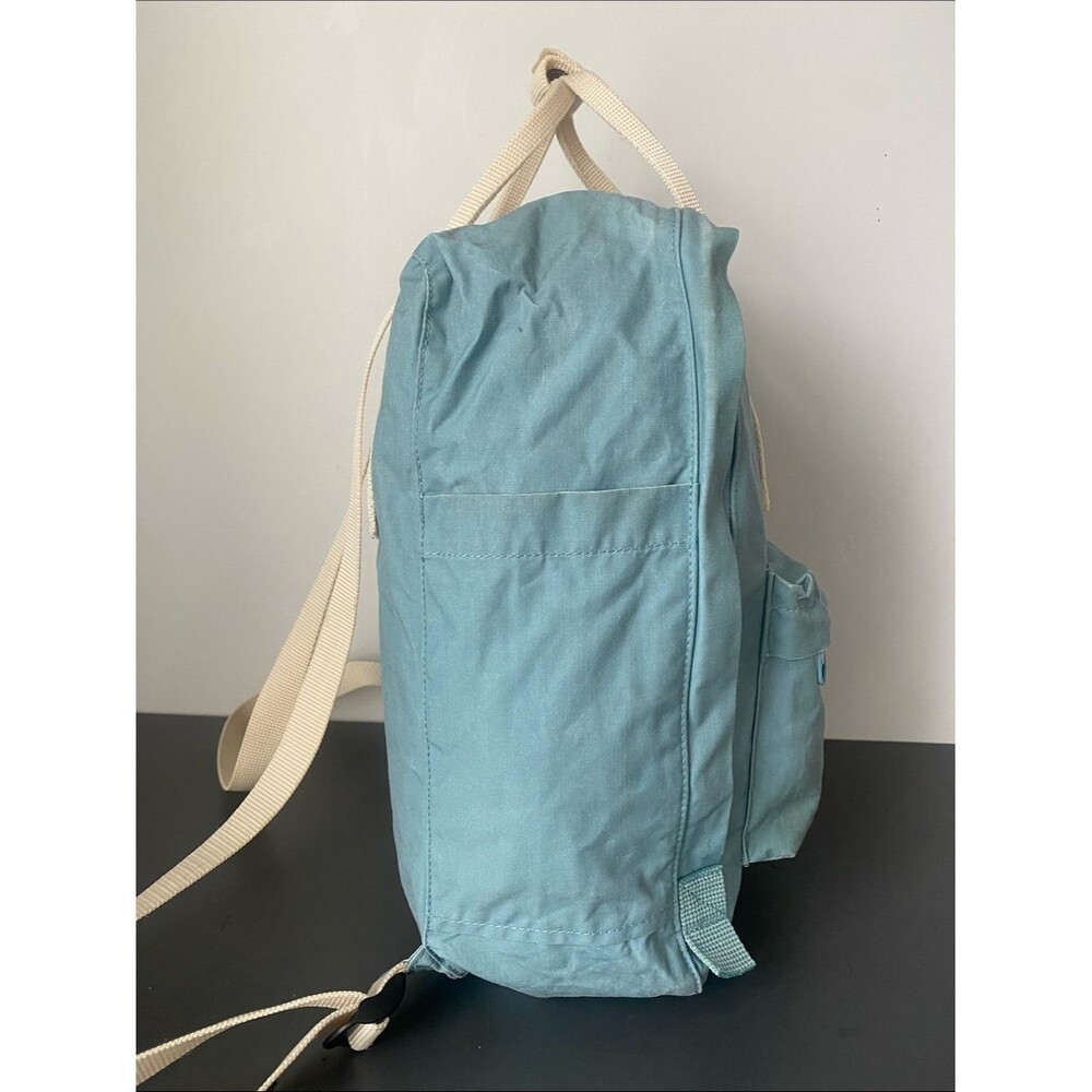 Rare Fjallraven Classic Kånken Sky Blue Backpack Laptop Pocket Everyday School - Picture 5 of 16